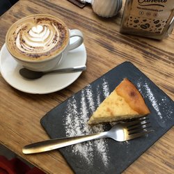 Santa Canela - Cappuccino & Cheesecake