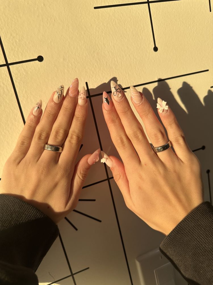 Nailed By Nat Logo