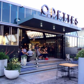 Odettes Eatery - Does my front look big in this? - Bars Near Me - Auckland, AUK