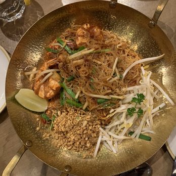 Koh Lipe - Koong Ob Woonsen (steamed glass noodle with shrimp, Napa, ginger and Chinese celery served with chilli lime sauce) - Thai Near Me - Scarborough, Ontario Koh Lipe - Koong Ob Woonsen (steamed glass noodle with shrimp, Napa, ginger and Chinese celery served with chilli lime sauce) - Thai Near Me - Scarborough, Ontario