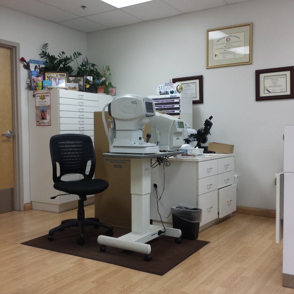 Actualizar 51+ imagen walmart fontana eye doctor Thptletrongtan.edu.vn