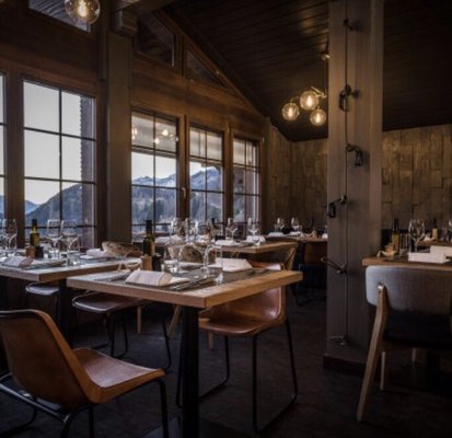 HUUS Gstaad Hotel by null