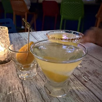 Rosie's Bar & Grill - Peach martini - Gay Bars Near Me - Wilton Manors, Florida Rosie's Bar & Grill - Peach martini - Gay Bars Near Me - Wilton Manors, Florida
