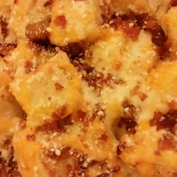 Little Caesar's Pizza - New cheese bacon bites