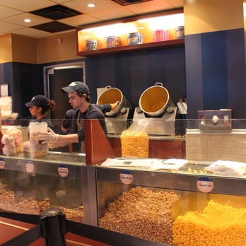 Garrett Popcorn Shops - Popcorn Shops Near Me - Chicago, Illinois