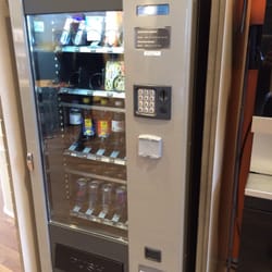 Intersport Eybl Megastore - Kaffee gibt's auch super Kaffeeautomat kann ich wirklich nur nett empfehlen