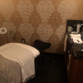 Burke Williams Day Spa - Skin Care Near Me - Orange, California