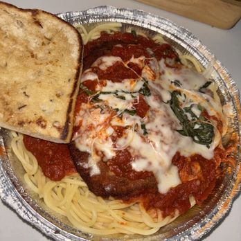 Brunch N Burger - Chicken Parmigiana and garlic toast - Breakfast & Brunch Near Me - Bakersfield, California