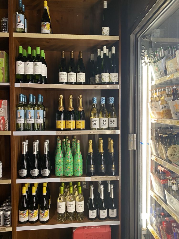 BIN 201 WINE + SPIRITS Updated August 2024 16 Photos & 34 Reviews