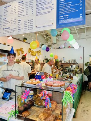 Valor Coffee by null