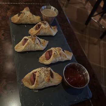 Rare Lounge - Pigs in a blanket - Lounges Near Me - Everett, Massachusetts Rare Lounge - Pigs in a blanket - Lounges Near Me - Everett, Massachusetts