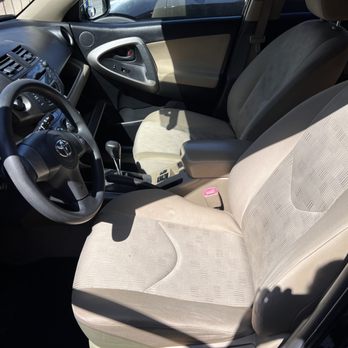 Alexa’s Mobile Detailing - Front Seat After - Auto Detailing Near Me