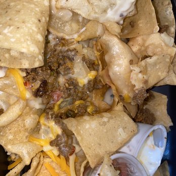 Applebee's Grill + Bar - Neighborhood Nachos Beef with roach on the side - American Near Me - Stockbridge, Georgia Applebee's Grill + Bar - Neighborhood Nachos Beef with roach on the side - American Near Me - Stockbridge, Georgia