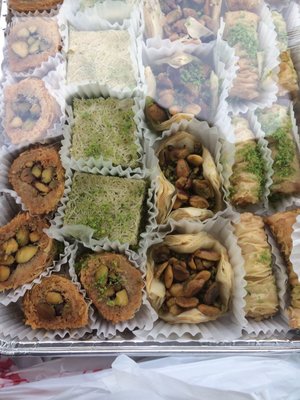 Al Medina Bakery by null