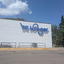 Kroger - Kroger, 1555 Wayne Ave, Dayton