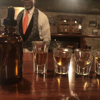 Evan Williams Bourbon Experience - Tours Near Me - Louisville, Kentucky