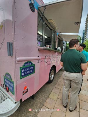 Lisa's Creperie & Cafe by null