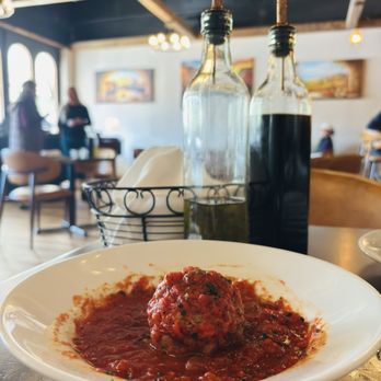 Fratello’s Italian Tavern - Italian meatballs - Italian Near Me - Charleston, South Carolina Fratello’s Italian Tavern - Italian meatballs - Italian Near Me - Charleston, South Carolina