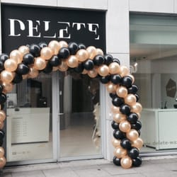 Delete Purperhoedenveem - Delete Professionals in Waxing Amsterdam Piet Heinkade wax bar, de beste wax bar van Amsterdam, gevel tijdens de opening.