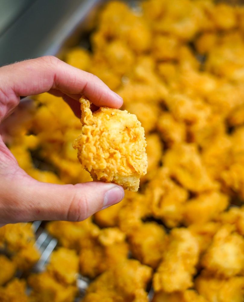 Champs Chicken Logo