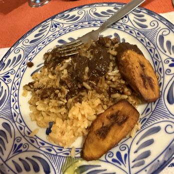 Las Chalupitas - Rice with mole and banana - Pueblan Near Me - México, D.F., DIF