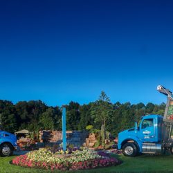 Mulders Landscape Supplies - Mulder's dump trucks used for deliveries!