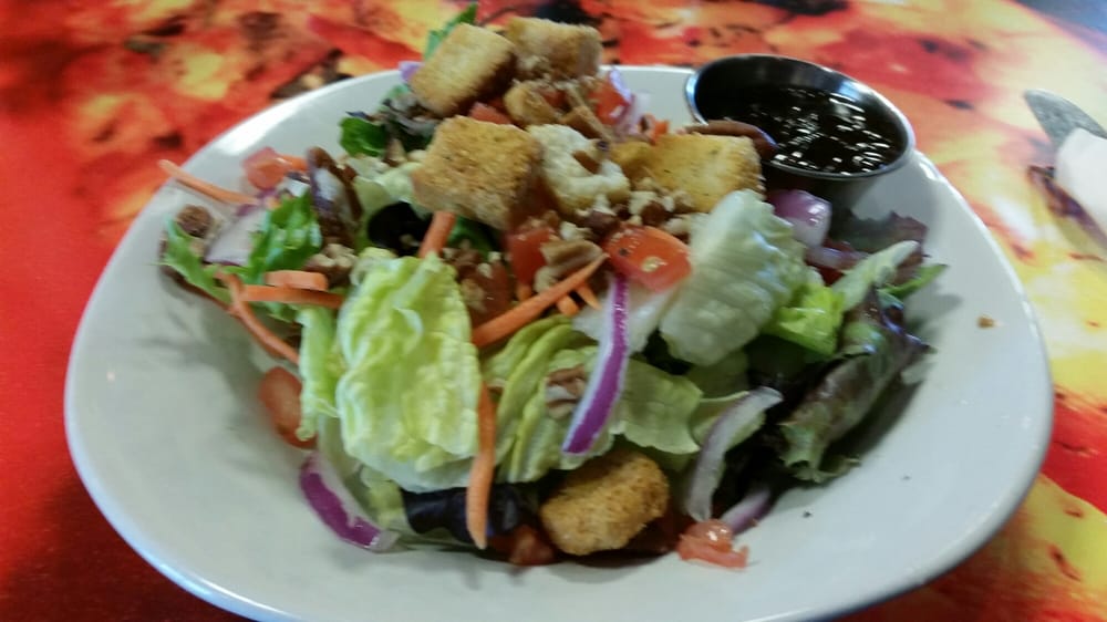 Dinner salad w/homemade balsamic & olive oil Roasted Garlic dressing
