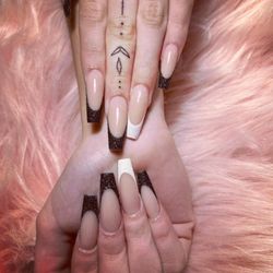 All Star Nails - Black&White french nails