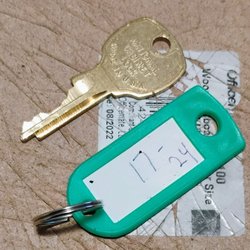 US Post Office - The key tag doesn't say whether to open 1, 2, 3 or 4P, it just says 17-24. What the hell is that supposed to mean?!