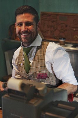 Collins & Coupe by null