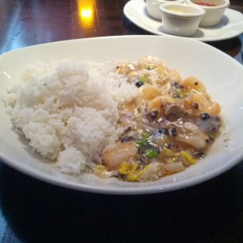 P.F. Chang's - Shrimp with lobster sauce $9.95 lunch.comes with side - Chinese Near Me - El Paso, Texas P.F. Chang's - Shrimp with lobster sauce $9.95 lunch.comes with side - Chinese Near Me - El Paso, Texas