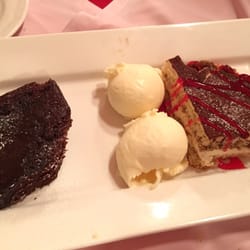 Rosewood Cottage Steakhouse - Dessert Platter with 2 desserts