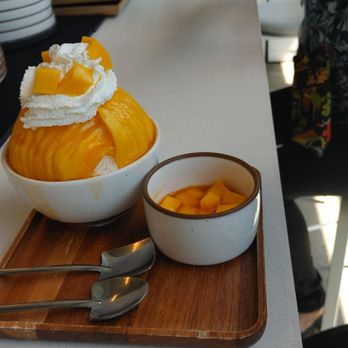 Dento Piano Cafe and Bar - Mango Binngsoo - Cafes Near Me - San Francisco, California