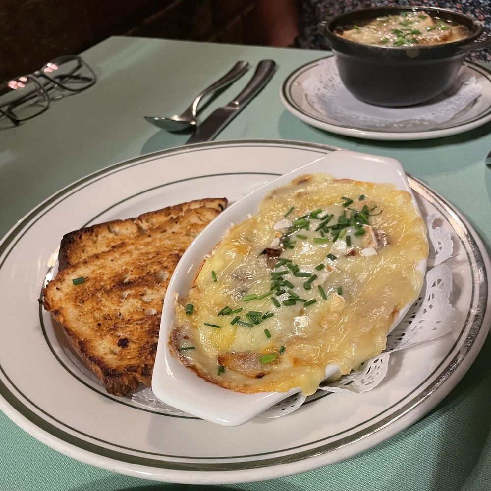 Saint-Emilion Restaurant - Appetizer - French Near Me - Fort Worth, Texas Saint-Emilion Restaurant - Appetizer - French Near Me - Fort Worth, Texas