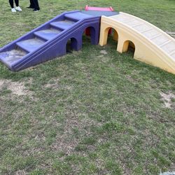 K-9 Pointe Dog Park - Small breed area includes agility ramps with open tunnels.