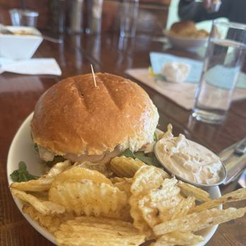 Four-Eyed Guys - Pesto Chicken Sandwhich - Breweries Near Me - Spokane, Washington