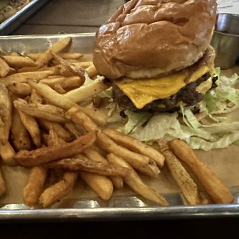 Armor Brewing - All American Burger - Breweries Near Me - Allen, Texas Armor Brewing - All American Burger - Breweries Near Me - Allen, Texas