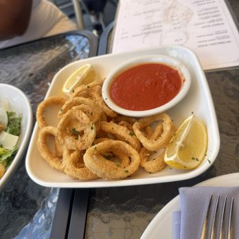 Off The Hook Raw Bar & Grill - Seafood Near Me - Freeport, New York