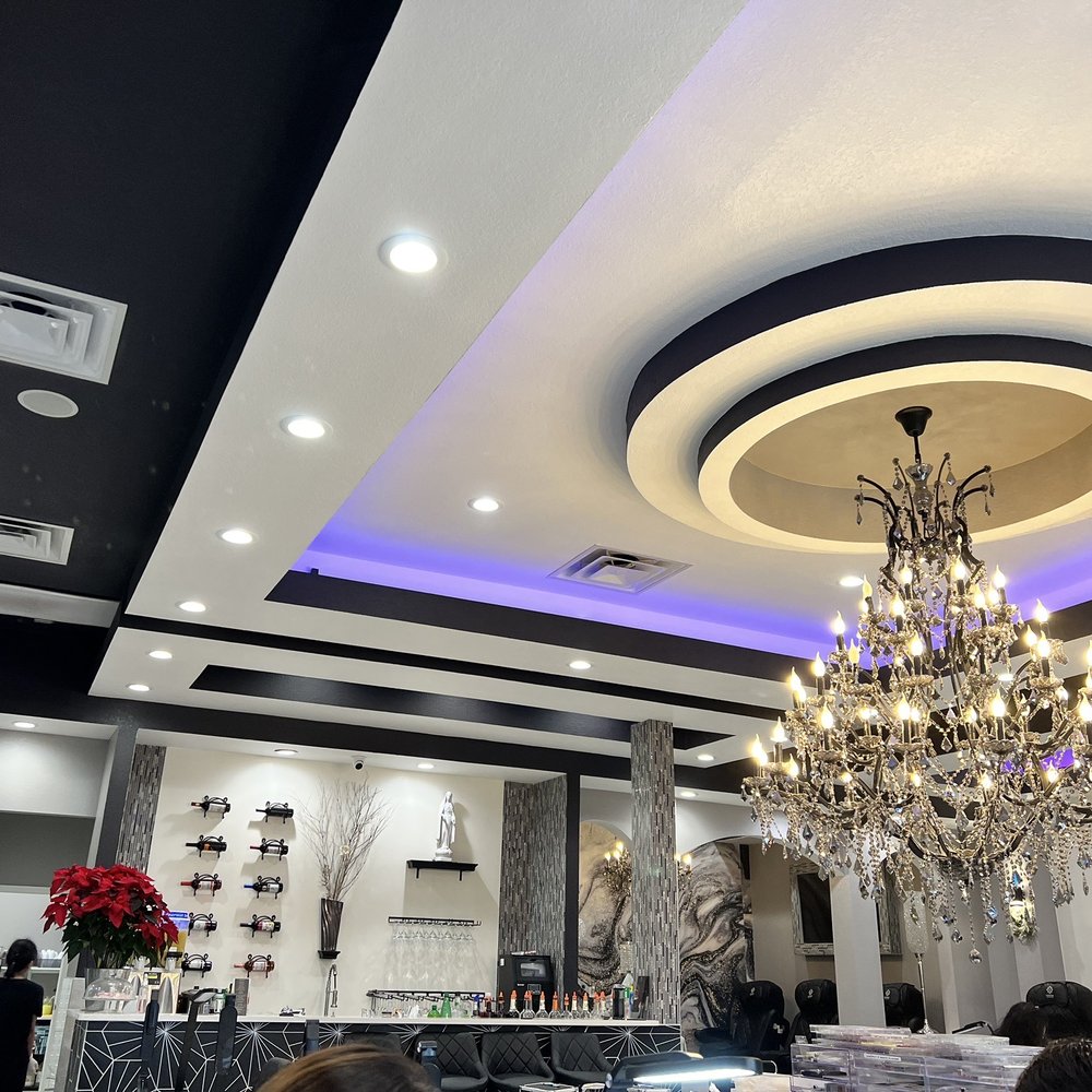 Verona Nails Bar - Nail Salons Near Me - San Antonio, Texas