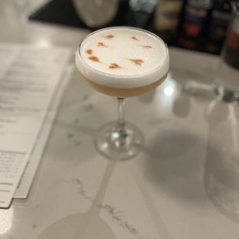 Hyde Park - Classic Whiskey Sour - Cocktail Bars Near Me - Webster, Texas Hyde Park - Classic Whiskey Sour - Cocktail Bars Near Me - Webster, Texas