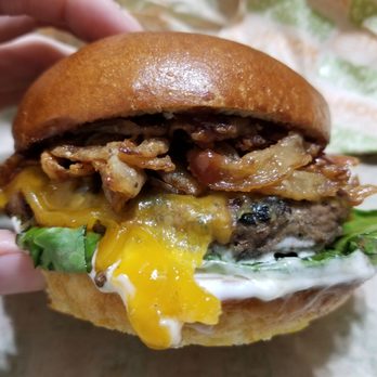Hook Burger - Hickory Burger ($7.95) with Cheddar Cheese ($0.75 extra). I really liked it. - Burgers Near Me - Pasadena, California