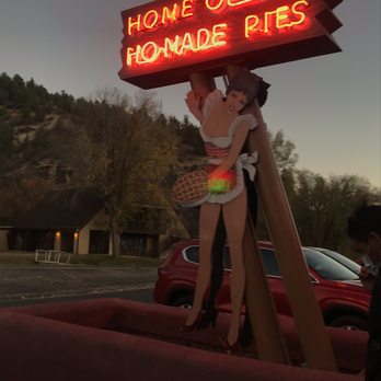 Thunderbird Restaurant - "Ho-made" pies - American Near Me - Mt. Carmel Junction, Utah Thunderbird Restaurant - "Ho-made" pies - American Near Me - Mt. Carmel Junction, Utah