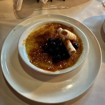 The Union House - Seasonal creme brûlée - American Near Me - Genesee Depot, Wisconsin The Union House - Seasonal creme brûlée - American Near Me - Genesee Depot, Wisconsin