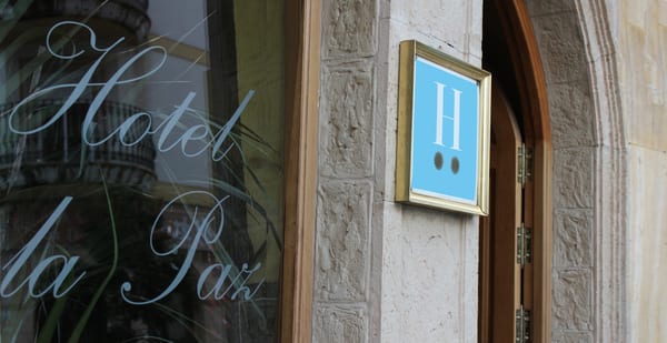 Hotel La Paz by null