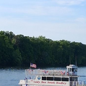 The Boathouse - Boathouse restaurant scene - New American Near Me - South Hadley, Massachusetts