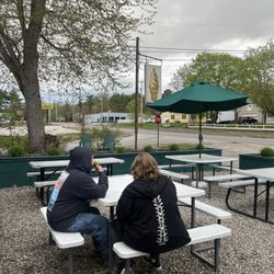 Bloomers - Sitting area