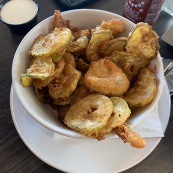 Heirloom Craft Kitchen - New American Near Me - Indio, California