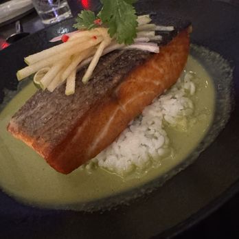 Gordon Ramsay Hell's Kitchen - Salmon crisp - New American Near Me - Miami, Florida