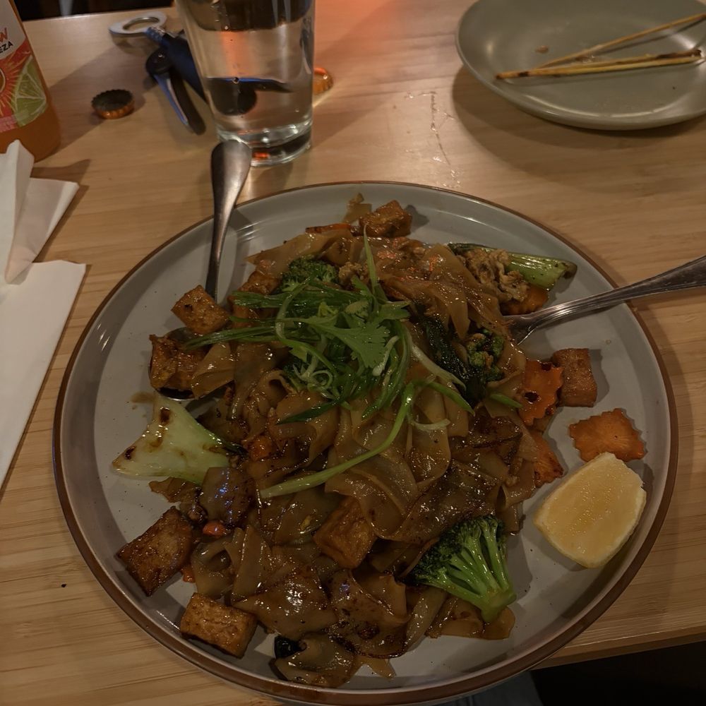 Sala Thai Tempe - Pad-See-Ew - Thai Near Me - Tempe, Arizona Sala Thai Tempe - Pad-See-Ew - Thai Near Me - Tempe, Arizona