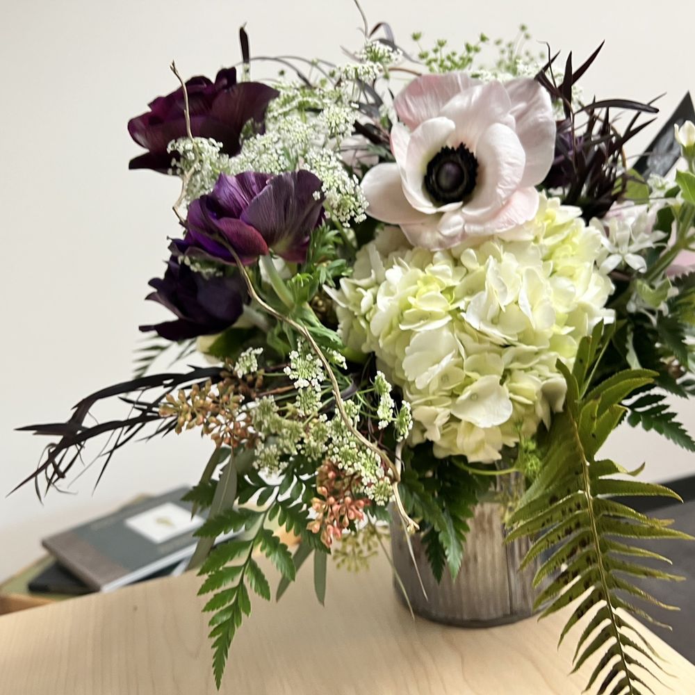 Farmhouse Box and Bloom - the arrangement I ordered for my friend that got a promotion - Florists Near Me Farmhouse Box and Bloom - the arrangement I ordered for my friend that got a promotion - Florists Near Me